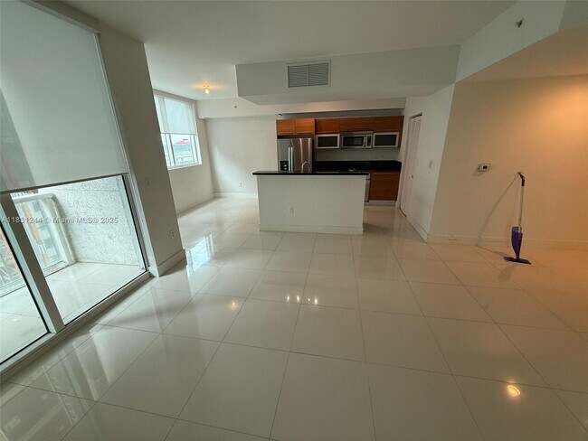 Photo - 244 Biscayne Blvd Unidad 908