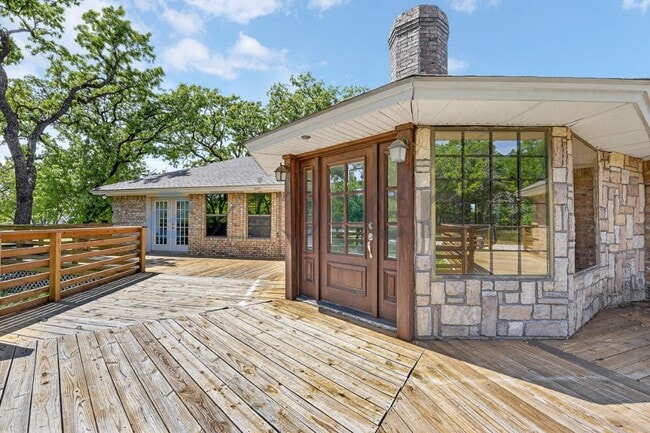 Photo - 3901 High Rd