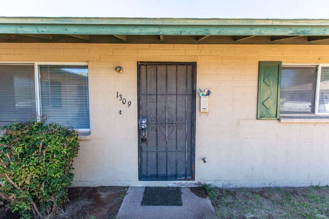 Photo - 1309 N Arbor Ave