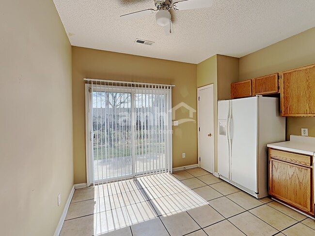 Photo - 116 N Honey Springs Ave