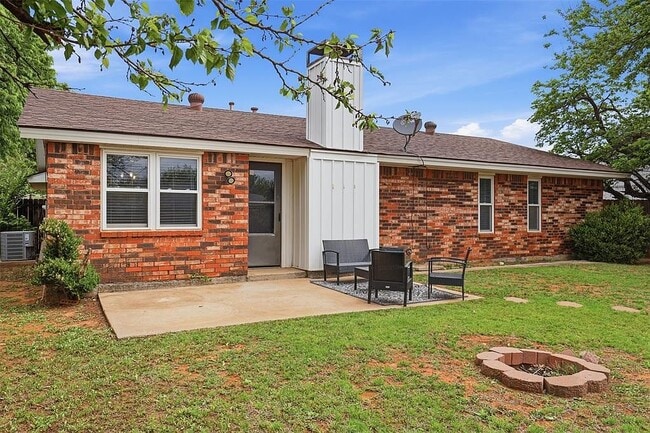 Photo - 10316 Glascow Dr