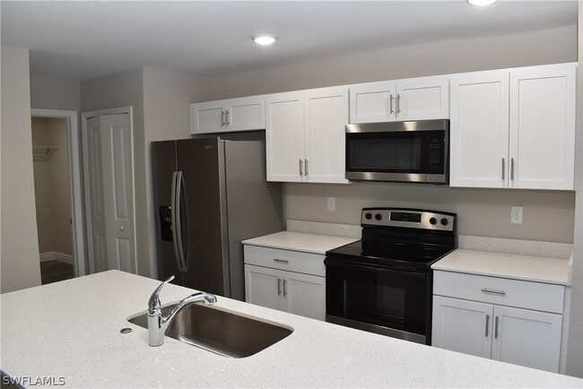 Photo - 20217 Renwick Ave