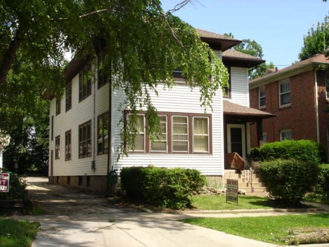 Building Photo - 205 N Few St Unit 205