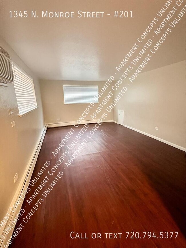1345 Monroe St
