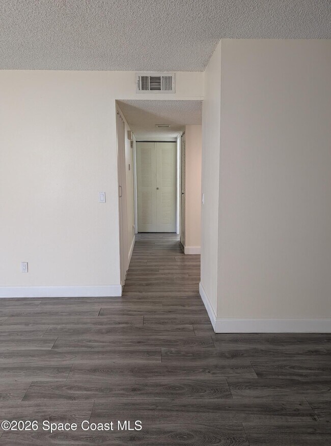 Photo - 1680 Sunny Brook Ln Unit J210