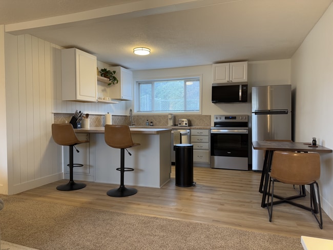 Photo - 2260 Richards Ave Unit #1