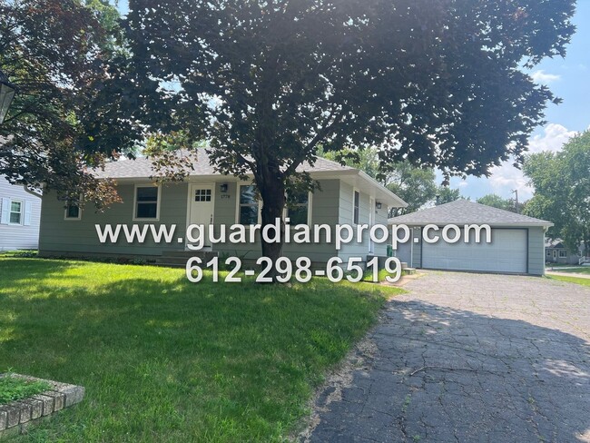 Shoreview House Available September 1st, U... - Shoreview House Available September 1st, U...