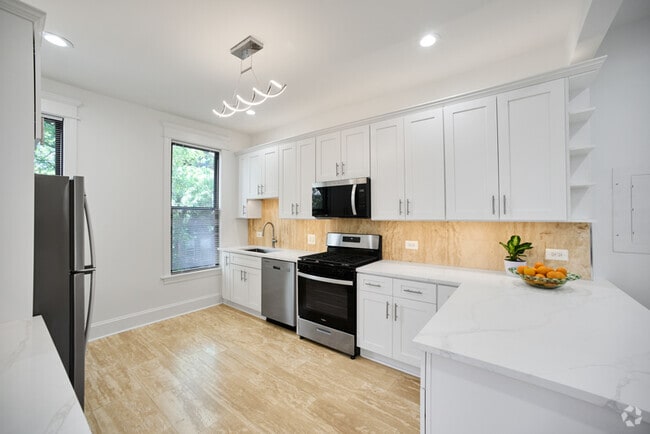 Building Photo - 858 W Armitage Ave Unit 3 Rental