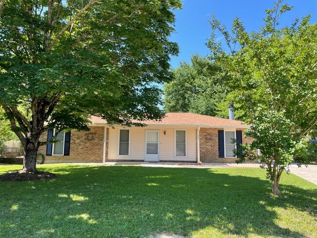 Building Photo - 118 Hollingsworth Dr