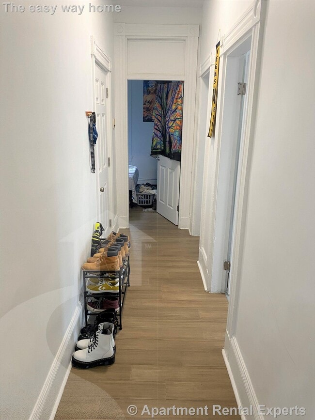 Photo - 254 Windsor St Unidad #2L