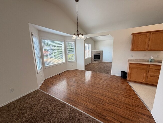 Photo - 9820 55th Ave NE Unit B