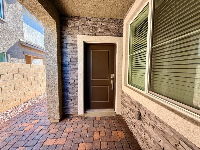 Photo - 4 BED 3.5 BATH 2 CAR GARAGE HOME w/ LOFT, ...