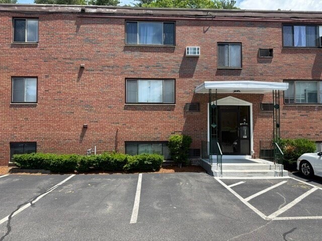 Photo - 75 Nicholas Rd Unit A
