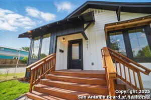 Photo - 727 Hammond Ave