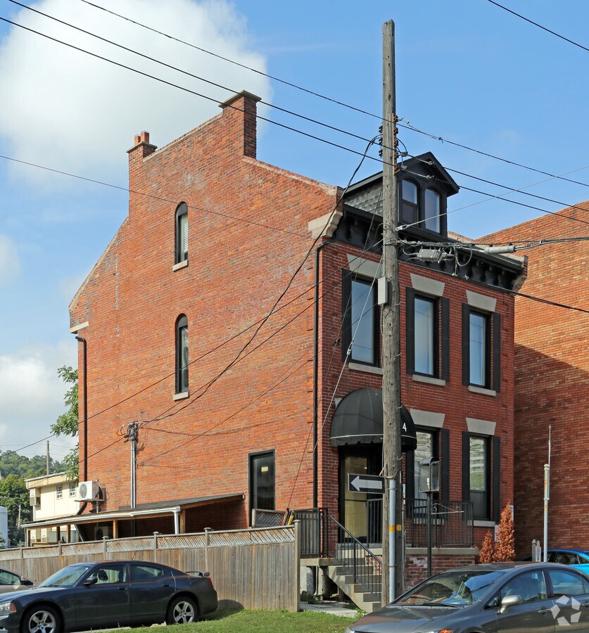 Photo - James & Forest Apartments