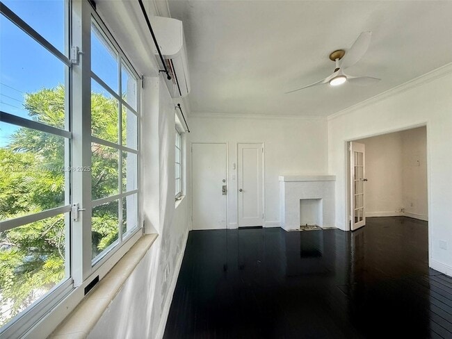 Photo - 1619 Meridian Ave Unit 3