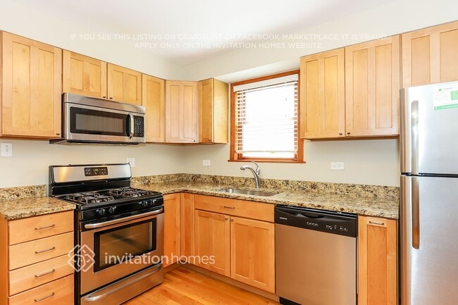 Photo - 1934 N Natoma Ave