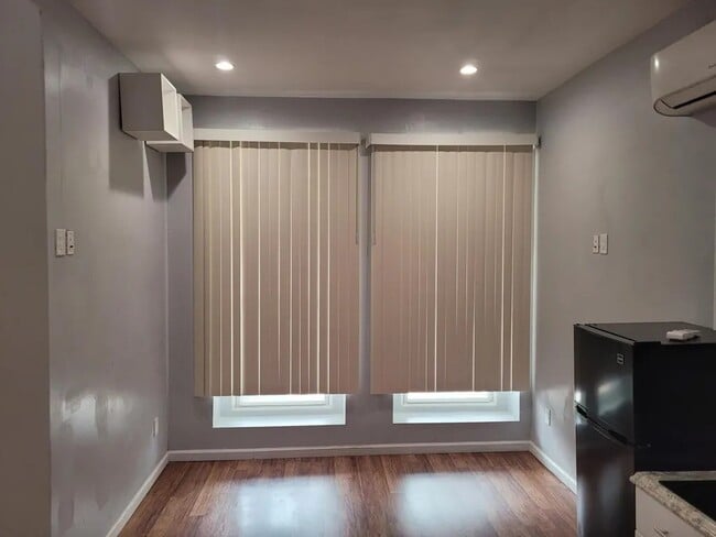 Photo - The Adams Apartments Unit 1R