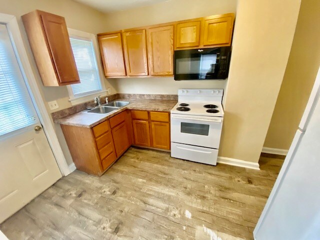 1228 S Roosevelt Dr Unit 1