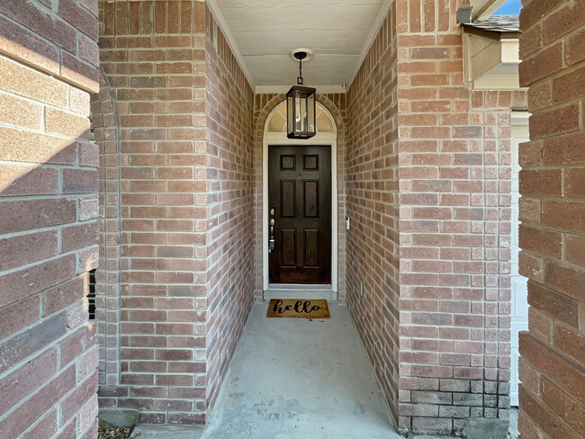 Photo - 5106 Ascot Pl