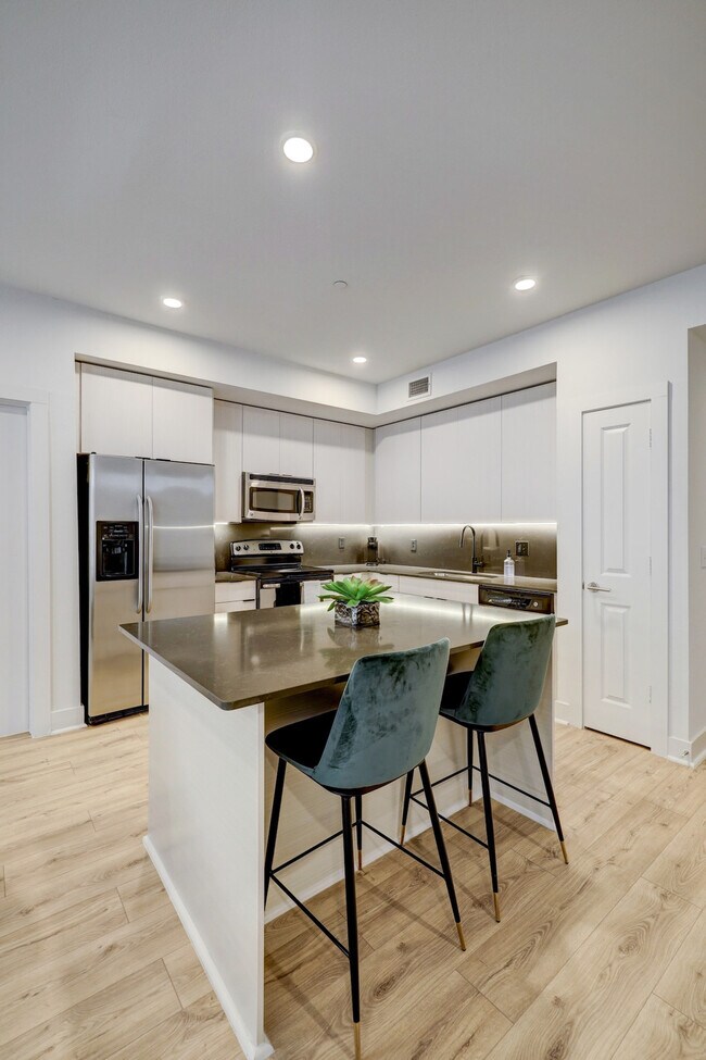 Photo - 2137 Pelham Dr Unidad FL1-ID1028899P