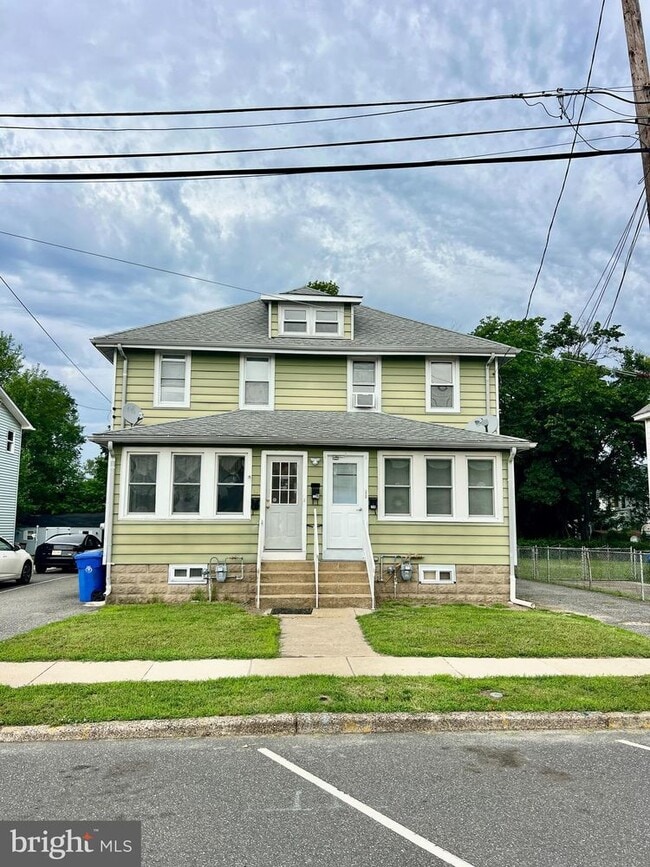 Building Photo - 25 College Ave Unit 25 Rental