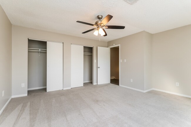 Building Photo - 11122 Hanning Ln