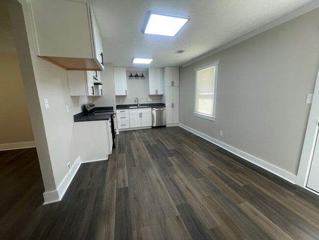 Photo - Cindy Dr (335)