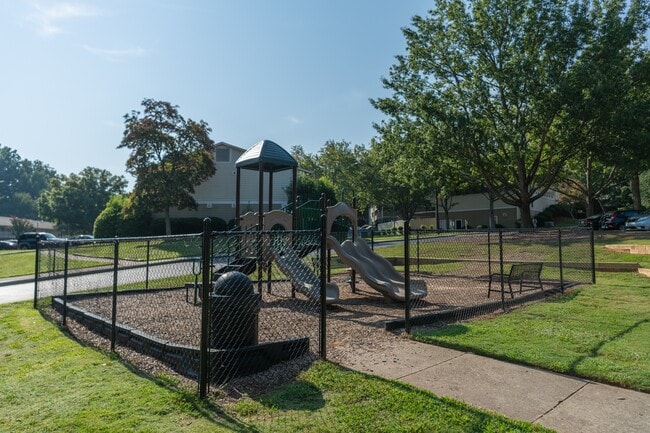 Bradford Gwinnett Apartments