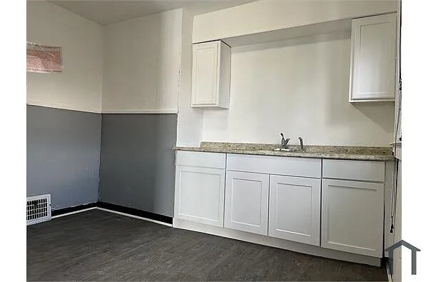 Photo - 15893 Indiana St Unit Lower