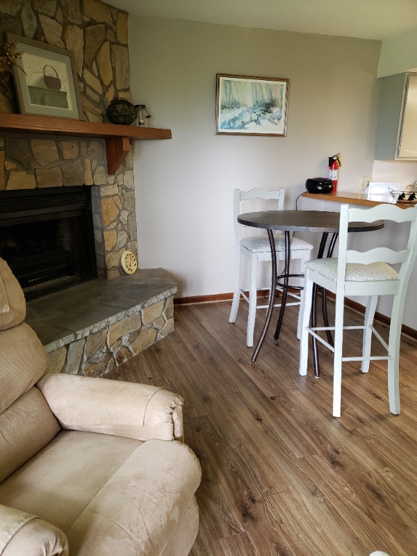 Photo - 164 Hanging Rock Villas Unidad 311