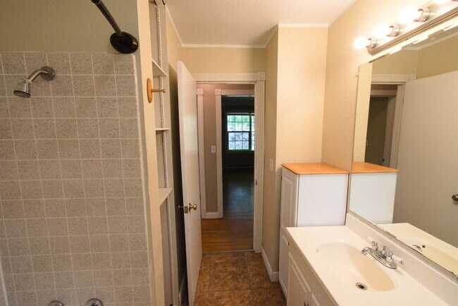 Photo - 1503 13th St S