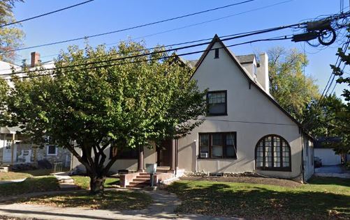 Photo - 328 E Lancaster Ave Apartments