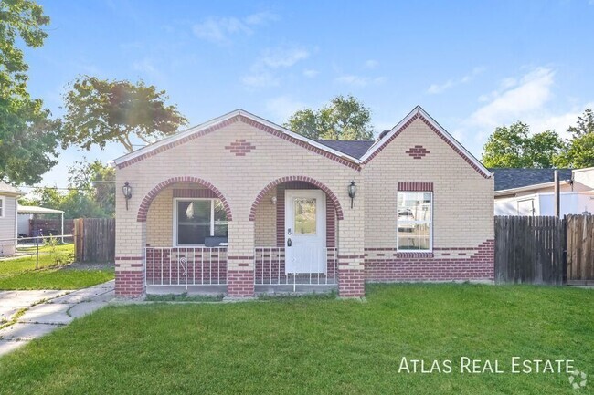 Building Photo - 1044 S Quitman St Rental