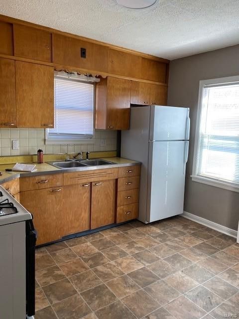 Photo - 2500 Center St