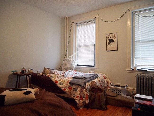 Photo - 14 Glenville Ave