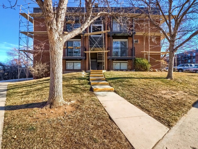 2 Bedroom Condo in Denver - 2 Bedroom Condo in Denver