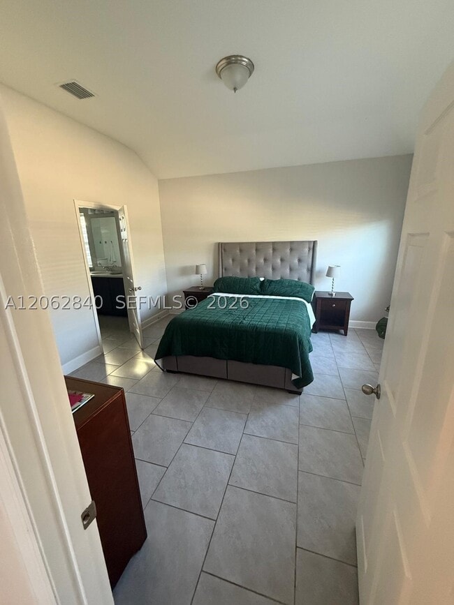 Photo - 110 Foxcross Ave