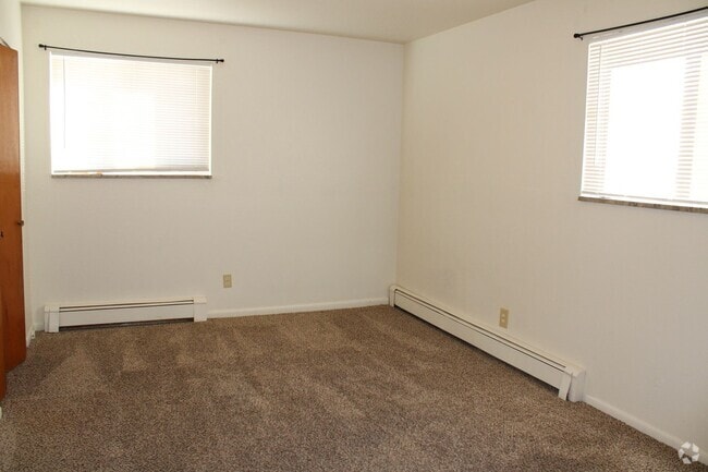 Building Photo - 917 James Ct Unit 2 Rental