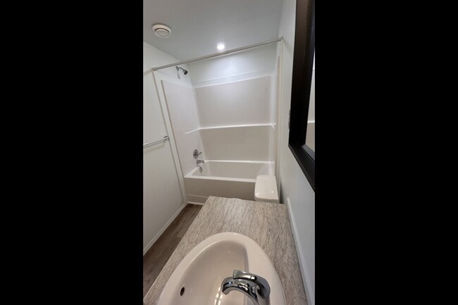 Photo - 11829-11847 47 St NW Unité 11829 - G3 Bsmt