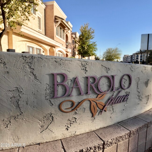 Photo - 10757 N 74th St