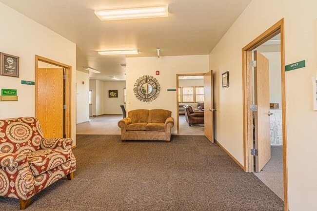 Photo - 2201 SW Canal Blvd