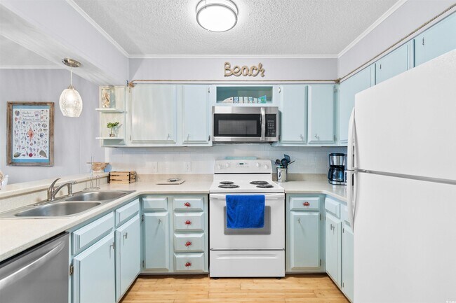 Photo - 9501 Shore Dr