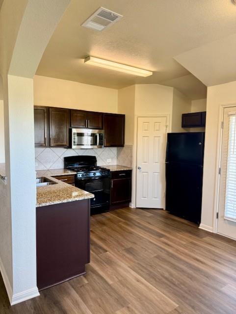 Photo - 500 Foxglove Dr