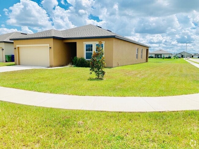 Building Photo - 4911 St James Dr Rental