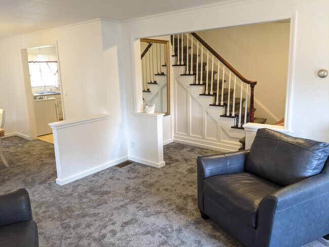 Photo - 34 Pleasant St