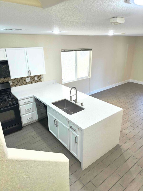 Building Photo - 9140 Gabardine Ave Rental