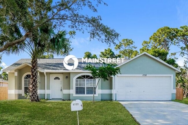 Building Photo - 3 Bedroom Pet-Friendly Home in PALM BAY, FL with Main Street Renewal