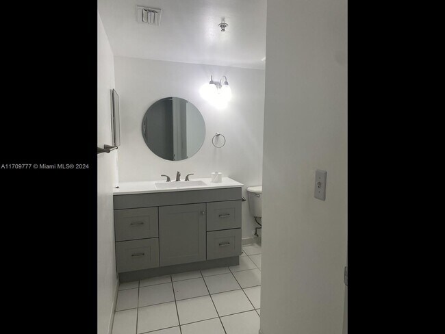 Photo - 2401 W Preserve Way Unit UPDATED 3 BEDROOM
