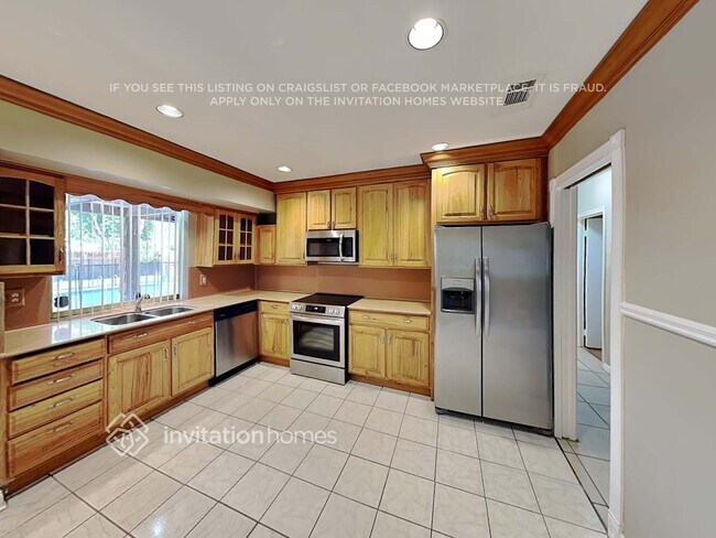 Photo - 5515 Cleveland St